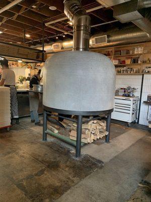 Wood fired pizza oven