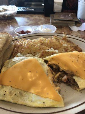 Mexican omelette and hash browns