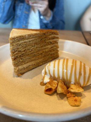 Honey cake