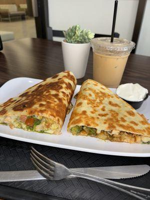 Half a Pesto Chicken Quesadilla (Left) Half a Jerk Chicken Quesadilla (Right) Large B-fusion Latte