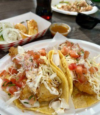 1. Dos Tacos de Pescado