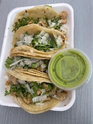 fantastic chicken tacos with the green sauce