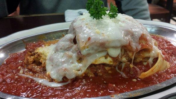 Lasagna - so good! Will order again