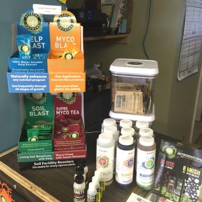 New arrival Supreme Growers  Single packs  Kelp Blast  Myco Blast Soil Blast Myco tea Only $3 to boost a single plant or two!...