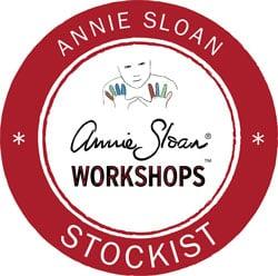 When you see this logo, is where you will find someone who is trained in the uses of Annie Sloan's products and is an accredited teacher.