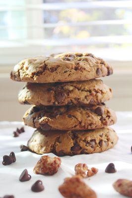 Monster Chocolate Chip Cookie