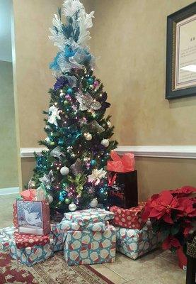 Thanks to the hard work of our team, we are able to adopt 2 families this Holiday Season!