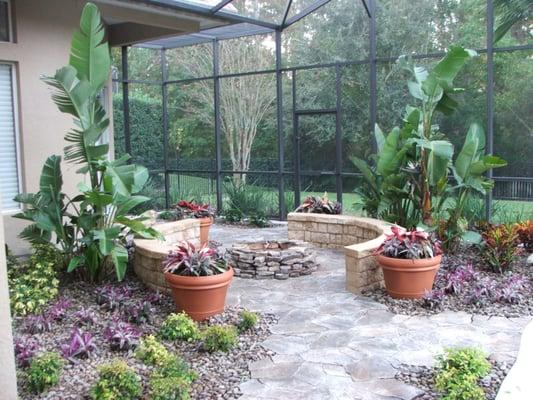 This design really brought the outdoors inside and made for a pleasant seating area around the pool.