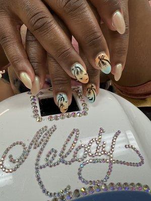 Melody nailed the concept! I wanted my nails to feel like the islands. ! Anytime you want to get a creative design , ask for Melody!