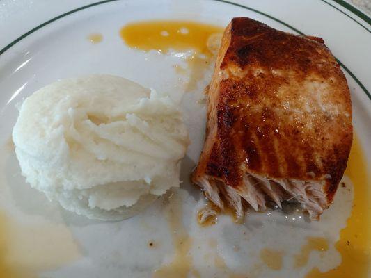 Broiled Salmon with mashed potatoes