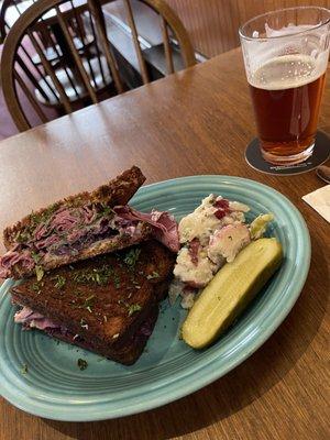 reuben à la carte: potato salad