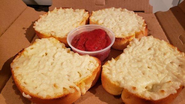 Vegan garlic cheese toast ($7.65). Not good. Weird, vague garlic flavor & excessive, mushy/creamy cheese.