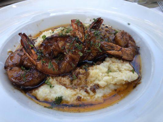 BBQ shrimp and grits