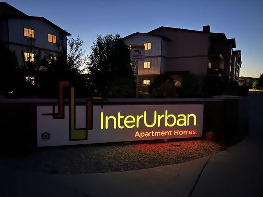 Interpointe Apartments