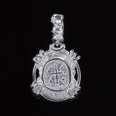 COIN PENDANT IN WHITE STERLING SILVER NO.33