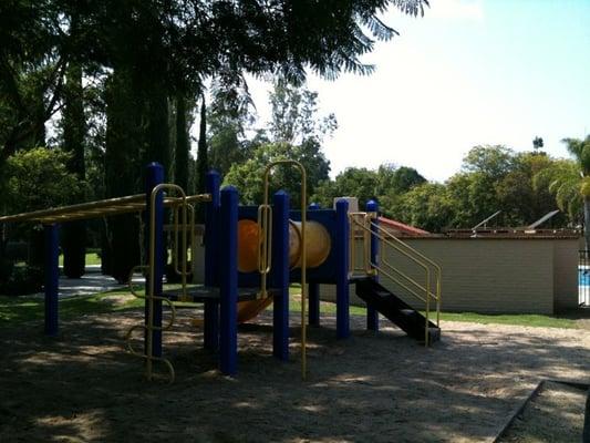 sand box play structure