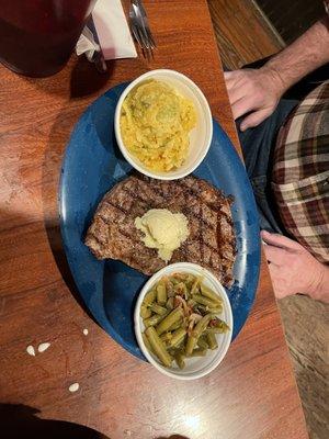 Steak , green beans and Mac & cheese