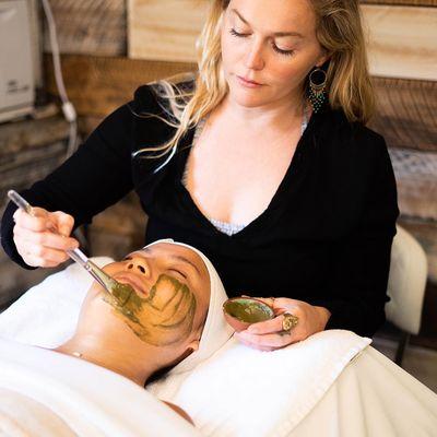 Holistic facial