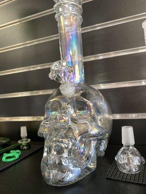 Rainbow skull water pipe.