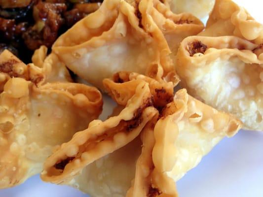 Crab Rangoons were freshly prepared and hot when we got them.  Very tasty!  There is a generous 10 in the order.