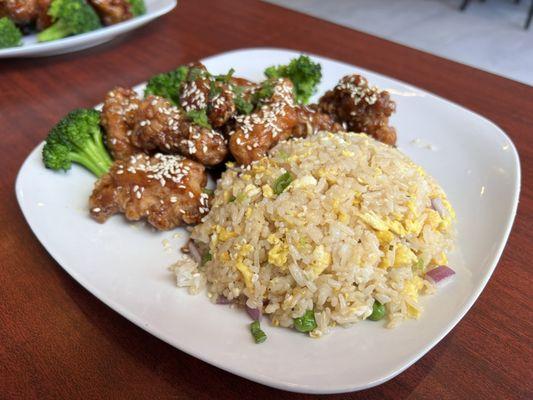 Sesame chicken lunch special