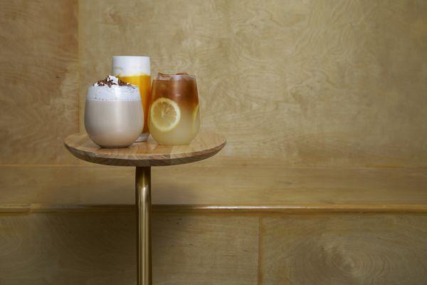 Blooming, a fresh milk tea with peach oolong.
Highlighted, a cheese foam tea with mango.
Twilight, a mixture of coffee and lemon juice.