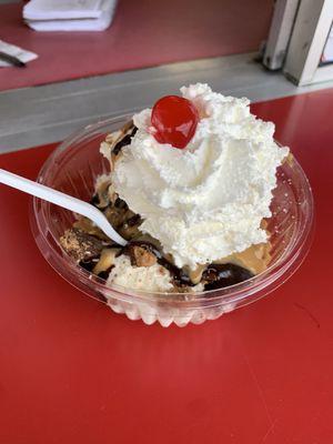 Peanut Butter Cup Sundae