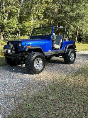 Jeep with new glass