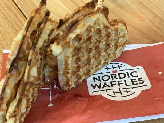 Brown Cheese and Berry Sauce Nordic Waffle