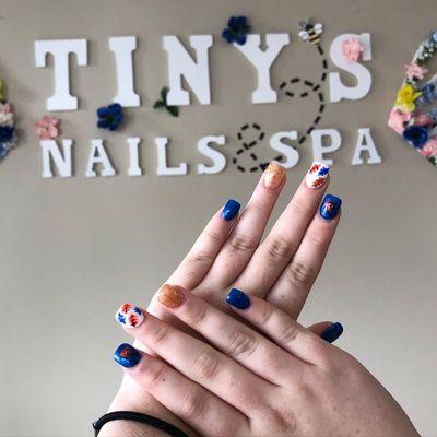 Tiny's Nails & Spa