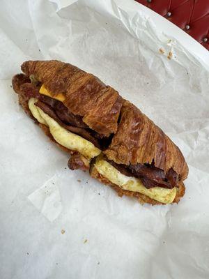 Breakfast sandwich