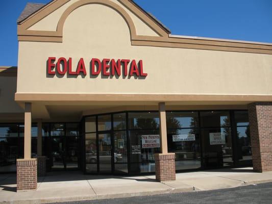 Eola Dental front exterior