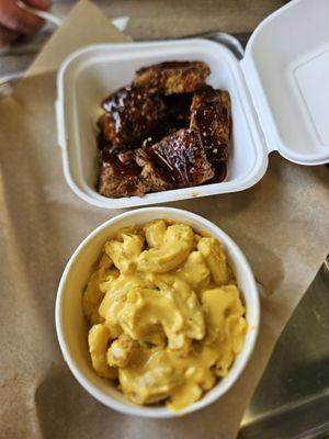 Ribs and 3 cheese Mac n chew