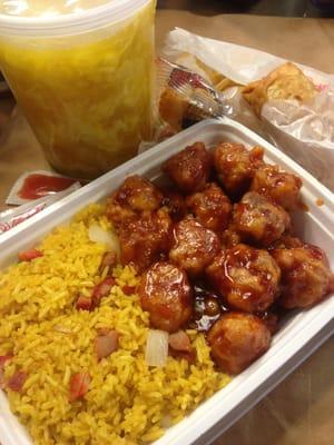 General Tso's Chicken Combo w/ Wonton & EggDrop mixed soup