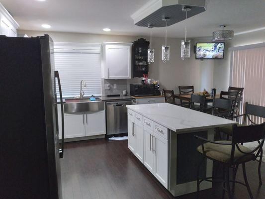 Same full kitchen remodeling