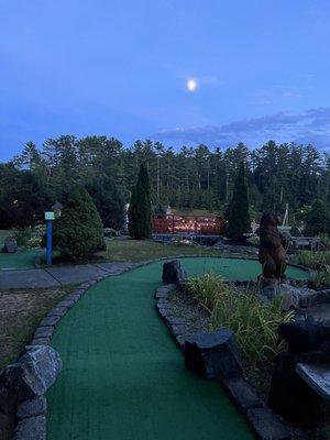 Pizza is great and mini-golf is fun.  Go later in the day to enjoy the scenery.