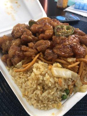 Jalapeño chicken, orange chicken with rice and chow mein