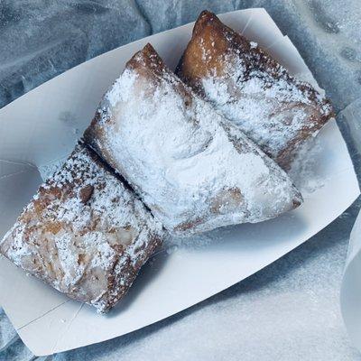 3 Piece Beignets