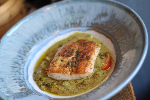 Pan Seared Mahi Mahi with vadouvan curry