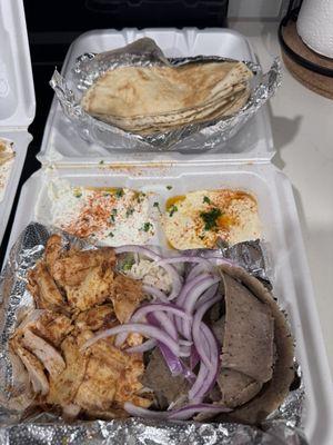 Chicken/Gyro combo plate