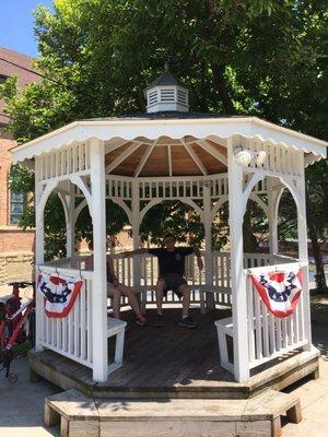 Nice gazebo to relax in