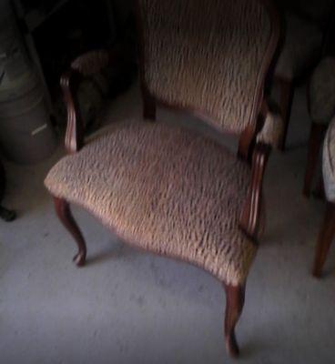 Gwiz & Gwiz Re-Upholstery
(239) 332-1700