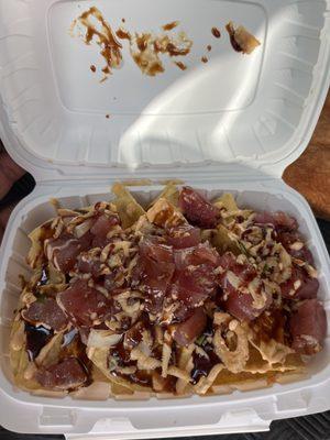 Poke Nachos (light siracha)