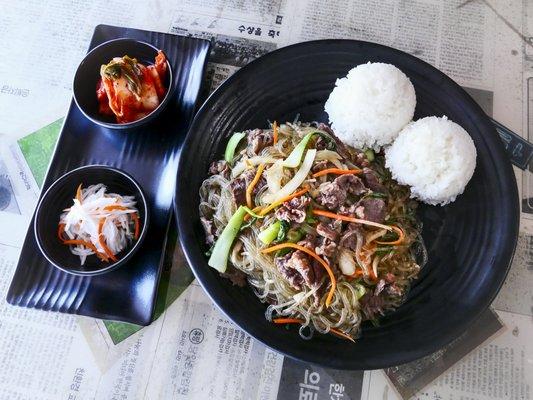 Korean Style Japchae (Stir fry Glass noodles with beef)