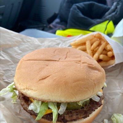 Single cheeseburger combo