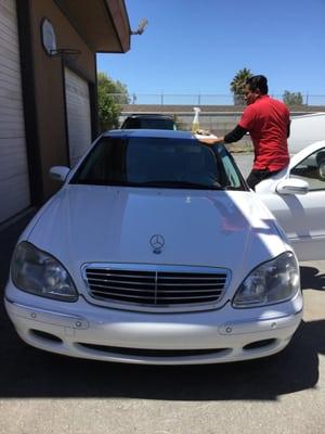 BRING YOUR FOREIGN'S IN TO LYNX AUTO GLASS PROFFESIONAL SERVICES. CALL TO SET UP AN APPOINTMENT (510)996-4804