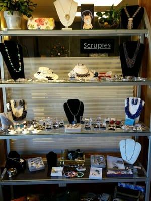 Jewerlry by Patty Hansen Gallun of Cedarburg, fine gems or current fashion trends in jewelry!