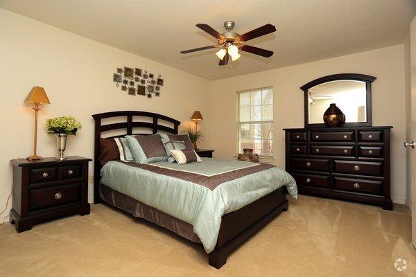 Master bedroom in B1 floor plan