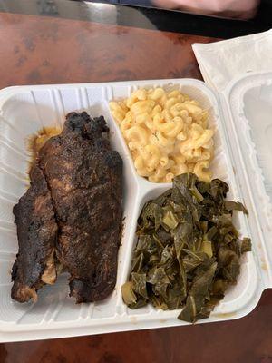 Turkey wings with mac & cheese and collard greens