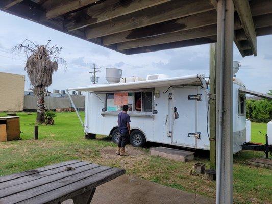 A well used food truck, nothing fancy